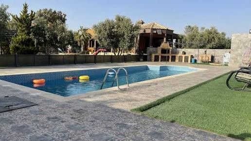 مزرعة الجنان المعلقة 
